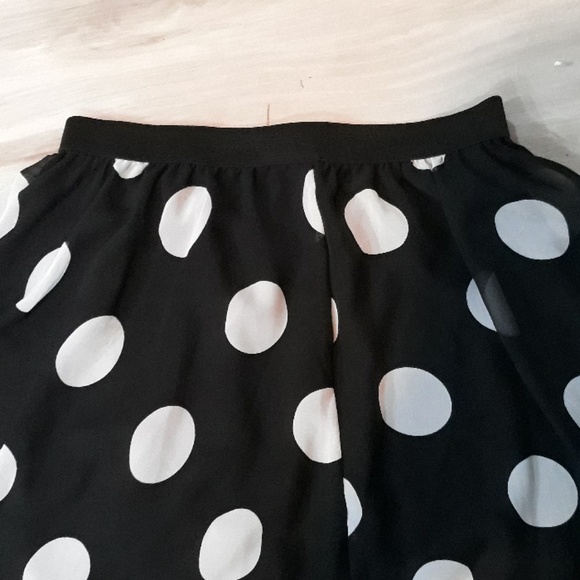 Polka dot skirt - Picture 2 of 2